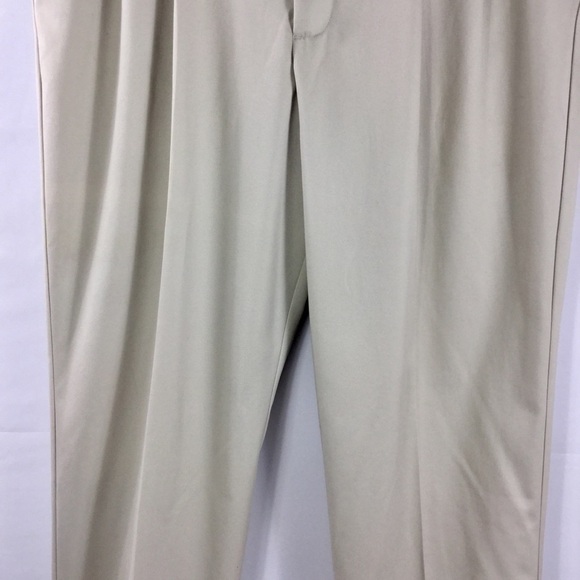 DOCKERS Classic Fit Khaki Chino Pants Size 40x34 - Picture 3 of 11